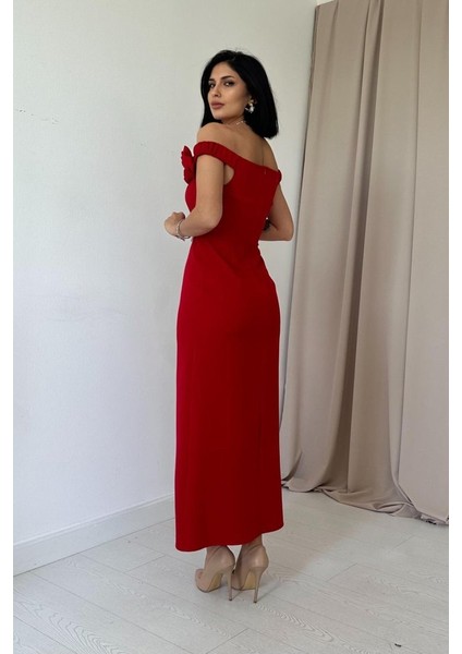 Kırmızı Madonna Yaka Güllü Elbise