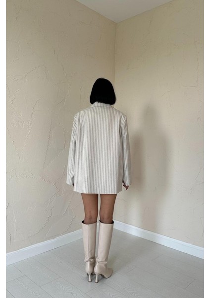 Bej Çizgili Oversize Ceket