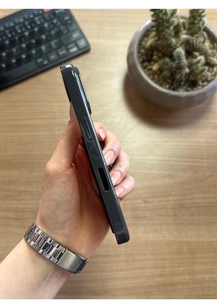 iPhone 16 Pro Max Animasyonlu Stylus Silikon Kılıf