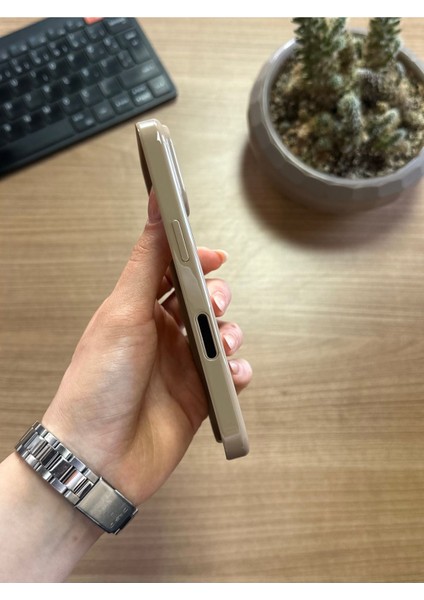iPhone 16 Pro Max Animasyonlu Stylus Silikon Kılıf