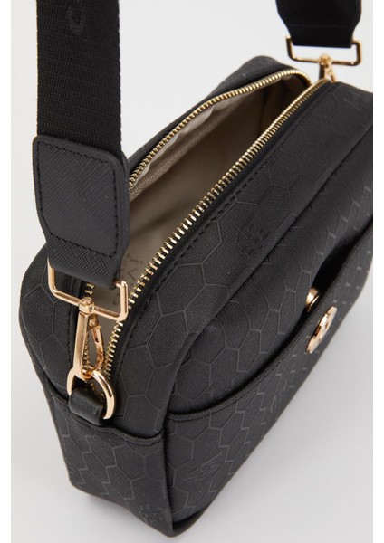 930226 Siyah Kadın Omuz Çantası Levidor