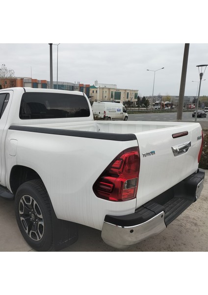 Toyota Hilux Kasa Kenar Koruma Seti (2 Parça) | 2021 ve Sonrası fiyatları