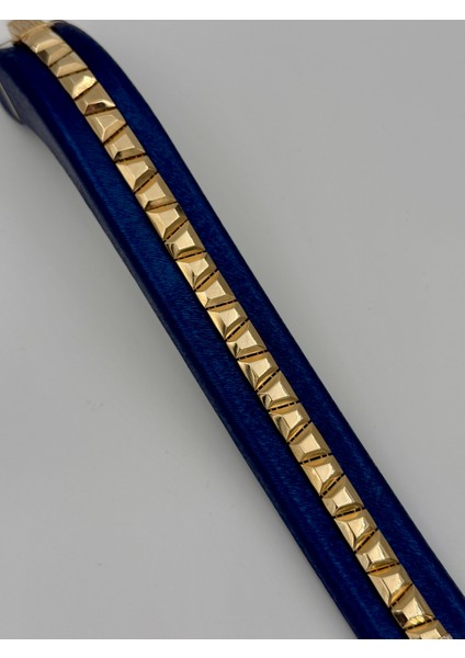 14 Ayar Altın Üçgen Gurmet Bileklik