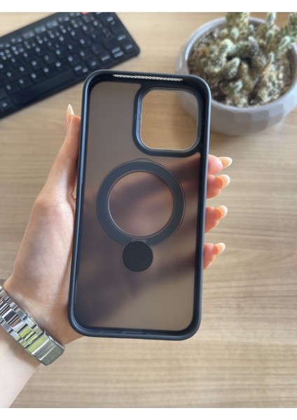 iPhone 14 Pro Max Standlı ve Magsafe Kılıf SOOCASE622