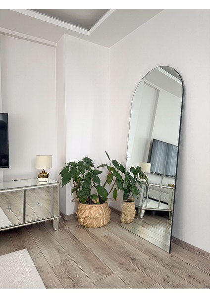 Çerçevesiz Model 180X70 cm Oval Ayaklı Boy Aynası
