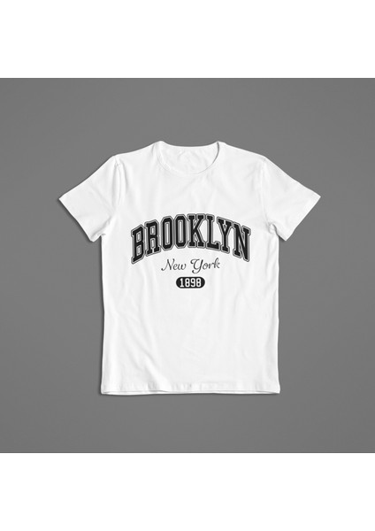 Brooklyn Baskılı Standart Kalıp Bisiklet Yaka Pamuklu Kadın Tshırt