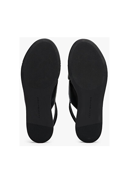 Th Logo Hw Padded Leather Sandal