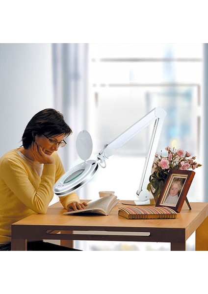 6017 Ayarlanabilir LED Işık Seviyeli Masaüstü Büyüteç (8x) modelleri