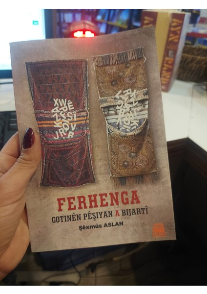Ferhenga Gotınên Pêşıyan A Bıjartî