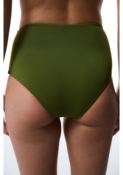 Kır Yeşili Nakışlı Bikini Altı