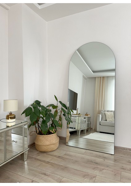 Çerçevesiz Model 180X80 cm Oval Ayaklı Boy Aynası