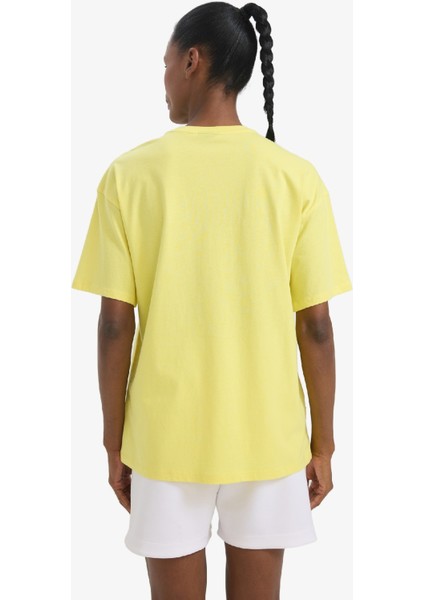 Defactofit Nba Los Angeles Lakers Oversize Fit Bisiklet Yaka Kısa Kollu TIŞÖRT Y1562AZ25SM