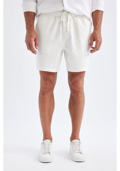 Relax Fit Beyaz Jean Bermuda Şort Z4460AZ24SM