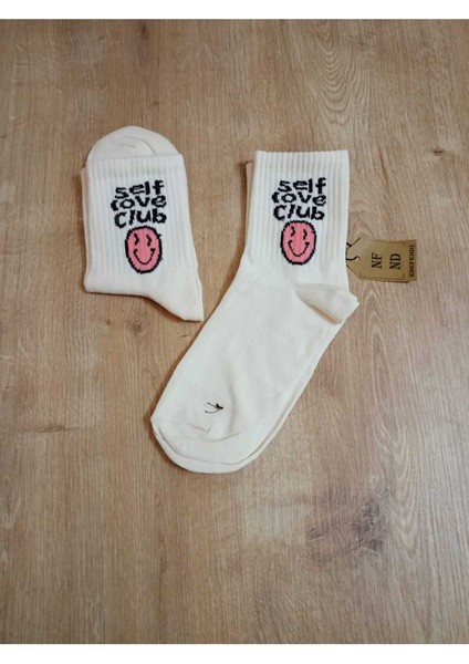 Loveclub Desenli Pamuklu Yumuşak Çorap Arakonç Kadın Krem Pembe Soket Çorabı 36-40 modelleri