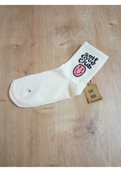Loveclub Desenli Pamuklu Yumuşak Çorap Arakonç Kadın Krem Pembe Soket Çorabı 36-40 indirimleri