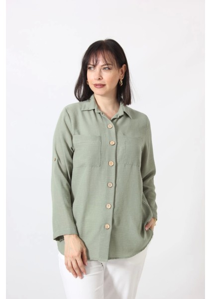 MYB-077 Mint Yeşili Pamuk Keten Kolu Apoletli Iki Cepli Kadın Büyük Beden Gömlek