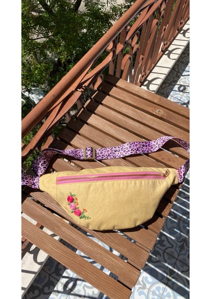 Talkıng Dreams Pembe Gül Nakış Desenli Sarı Bel Çantası