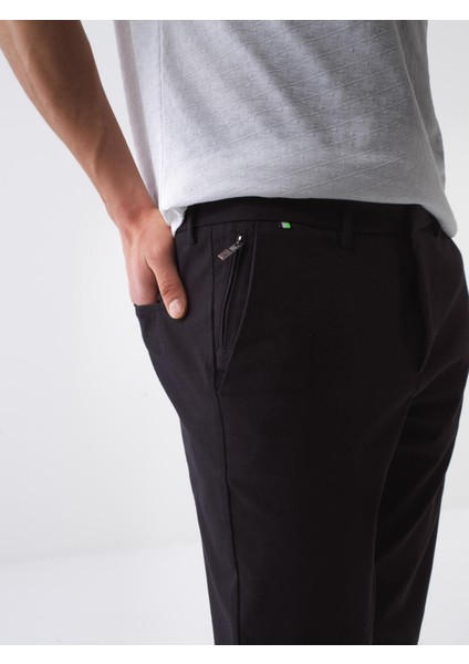Erkek Siyah Slim Fit Pamuklu Jogger Pantolon