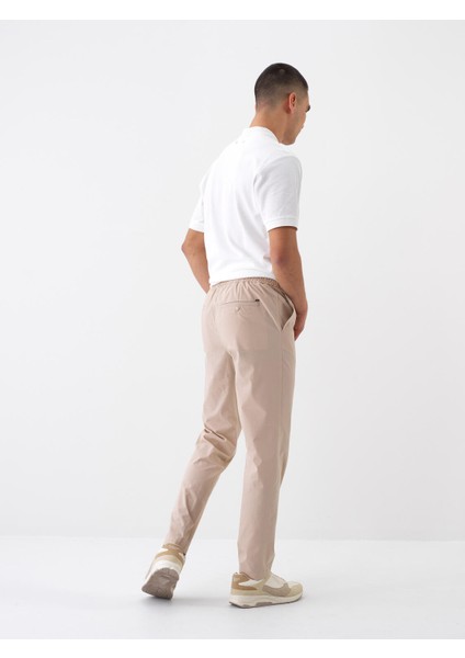 Erkek Bej Slim Fit Pamuklu Jogger Pantolon fırsatları