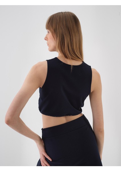 Kadın Lacivert Regular Fit Pamuklu Crop