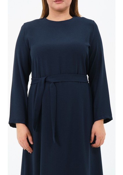 Bilcan Kadın Büyük Beden Krep Kumaş Kemerli Elbise modelleri