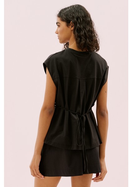 Yanları Yırtmaç Detaylı Baskılı Kolsuz T-Shirt Siyah Y2523810_001 fiyatları