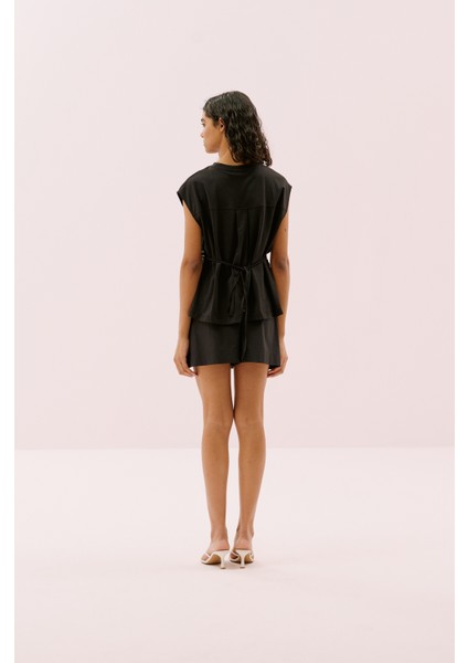 Yanları Yırtmaç Detaylı Baskılı Kolsuz T-Shirt Siyah Y2523810_001 fırsatları