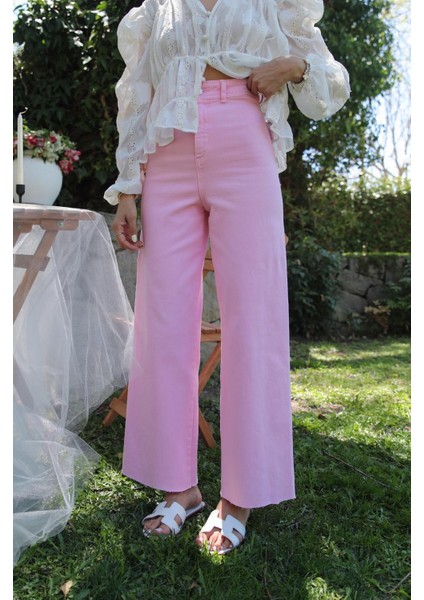 Pembe Cropped Flare Jean