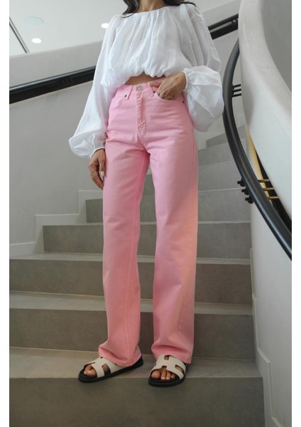 Pembe Kuzmina Straight Jean