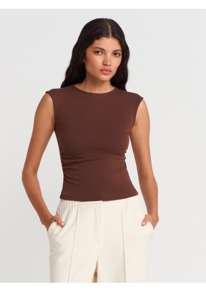 21054 Büzgülü Basic T-Shirt-Açık Kahve