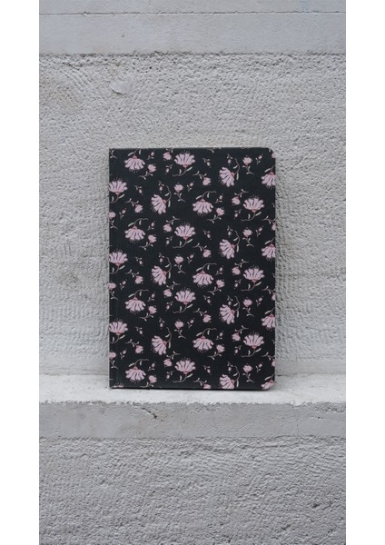 Lıly Kalın Kapaklı Defter