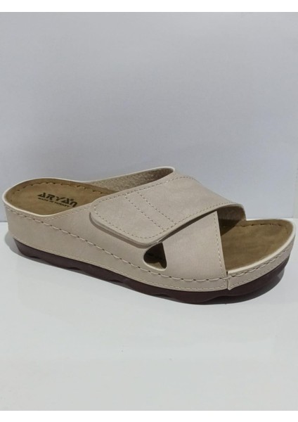 37-891 Anatomic Kadın Dolgu Topuk Terlik