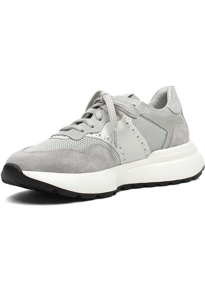 Kadın Gri Bağcıklı Kalın Tabanlı Süet Deri Sneaker modelleri