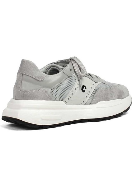 Kadın Gri Bağcıklı Kalın Tabanlı Süet Deri Sneaker fırsatları