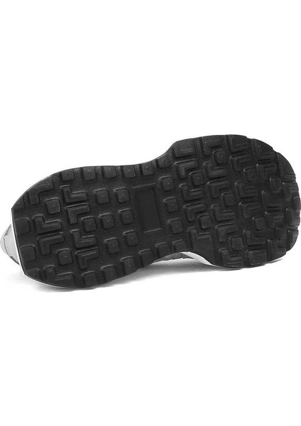 Kadın Gri Bağcıklı Kalın Tabanlı Süet Deri Sneaker indirimleri