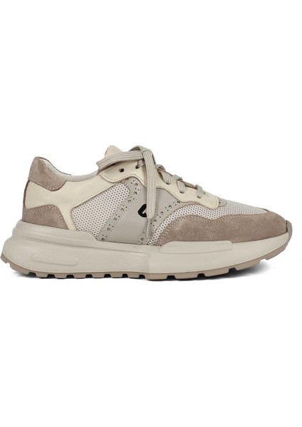Kadın Bej Bağcıklı Kalın Tabanlı Süet Deri Sneaker