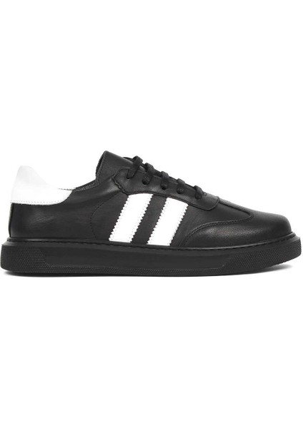 Kadın Siyah Beyaz Bağcıklı Kalın Tabanlı Deri Sneaker