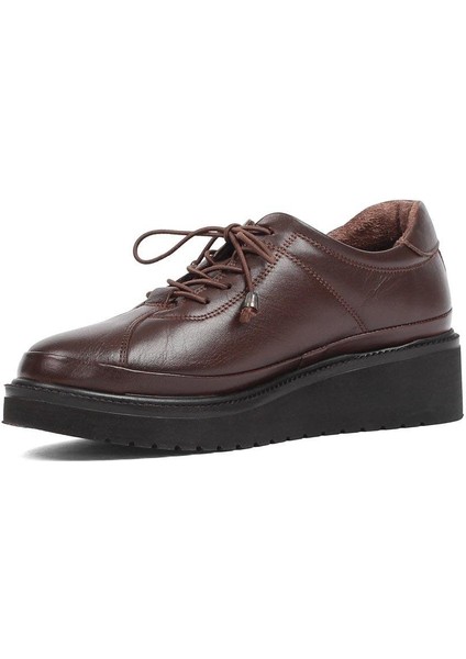 Kadın Kahverengi Bağcıklı Dolgu Topuklu Deri Ayakkabı fırsatları