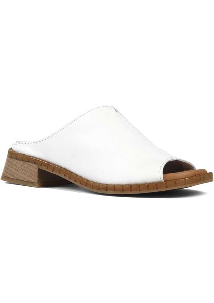 Kadın Beyaz Önü Açık Topuklu Deri Terlik modelleri