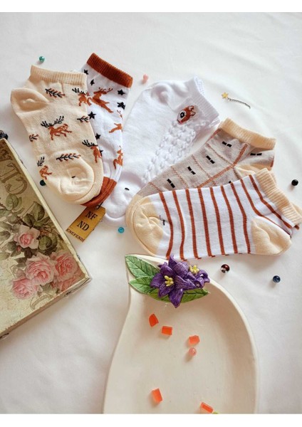 Burun Dikişsiz Patik Çorap Pamuklu Kısa Konç Desenli Kadın Çorabı 36-40 Tek Adet Beyaz indirimleri