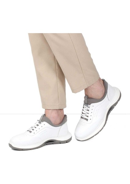 Erkek Beyaz Bağcıklı Kalın Tabanlı Deri Sneaker fiyatları
