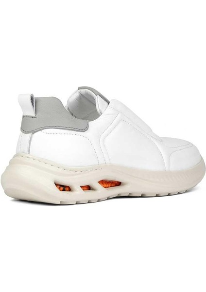 Erkek Beyaz Bağcıklı Kalın Tabanlı Deri Sneaker indirimleri