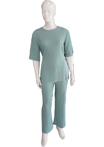 Krinkıl (Kırışık Dokulu) Yırtmaç Detaylı Su Yeşili Dökümlü Kadın Ikili Takım modelleri