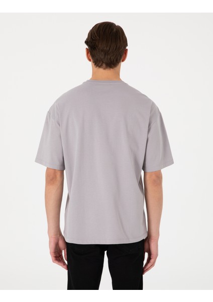 Erkek Gri Comfort Fit Bisiklet Yaka Tişört 50310155-VR024 indirimleri