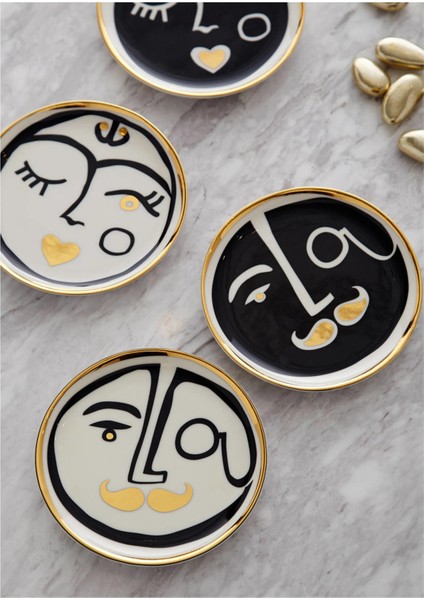Soyut Yüz Çizimli 4 Parça Porselen Tabak Seti – Altın Detaylı, Ø10 cm modelleri