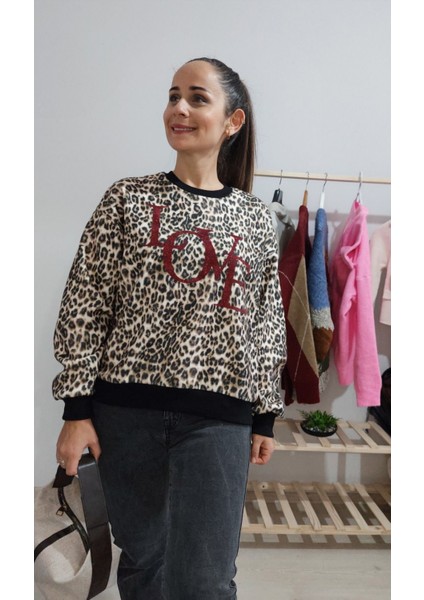 Love Yazılı Yumoş Sweat