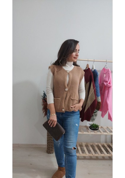 Gold Düğmeli Yelek fiyatları