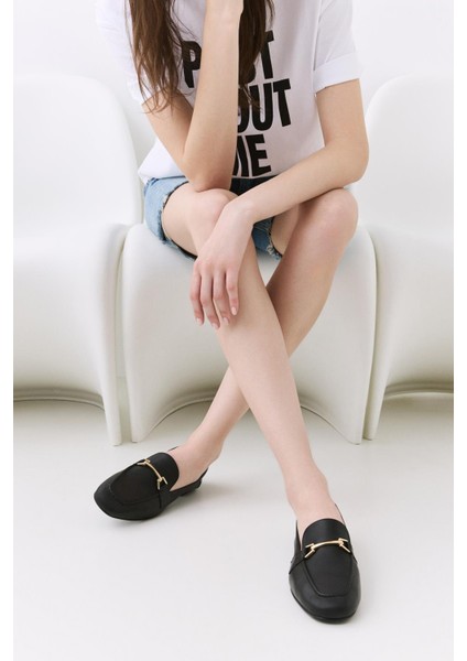 Kadın Deri Siyah Tokalı Loafer