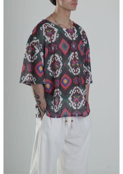 Etnik Desenli T-Shirt