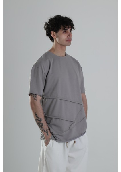 Gri Halat Detaylı Tasarım T-Shirt fırsatları